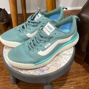 VANS - ULTRARANGE EXO SHOES | TRELLIS 8.5